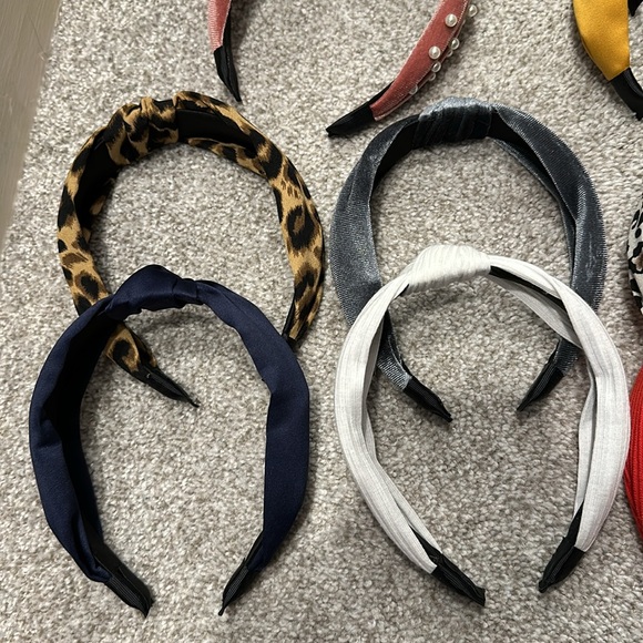 Multicolored headbands - Picture 2 of 4